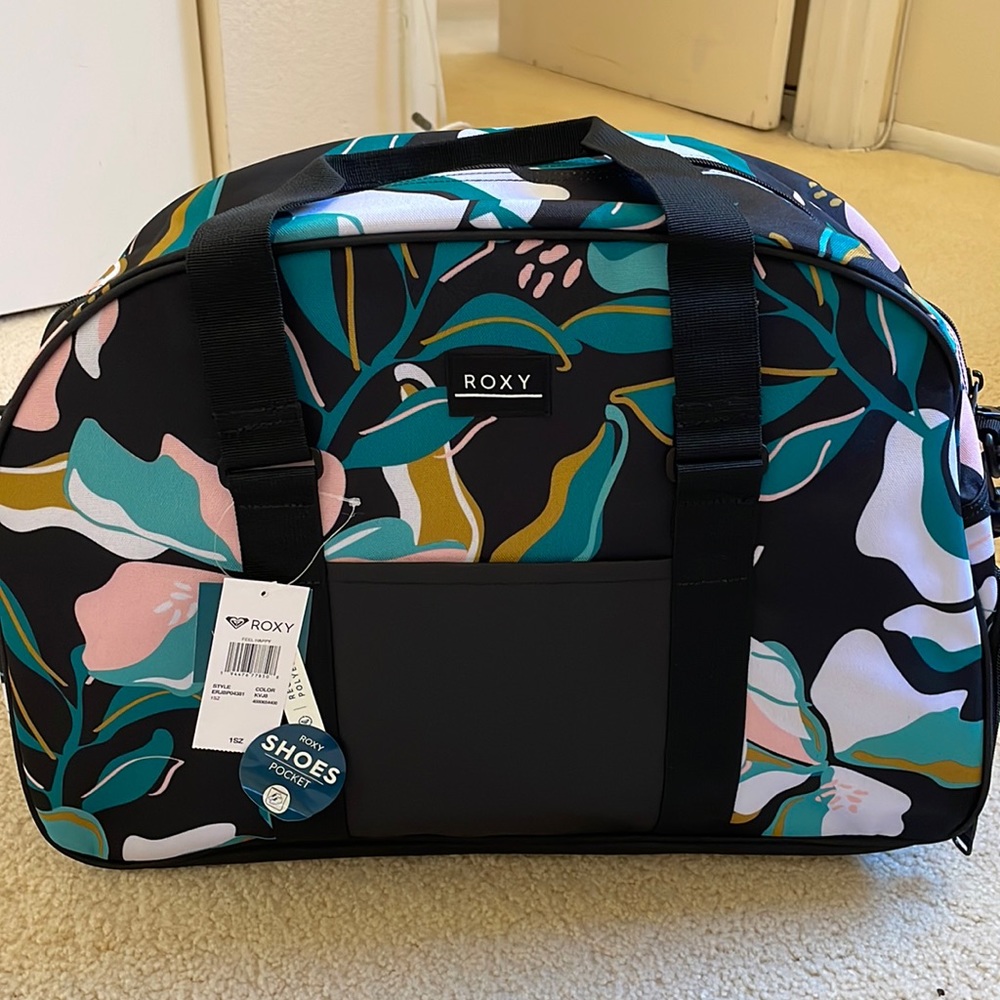 Roxy Hawaiian print overnight travel bag